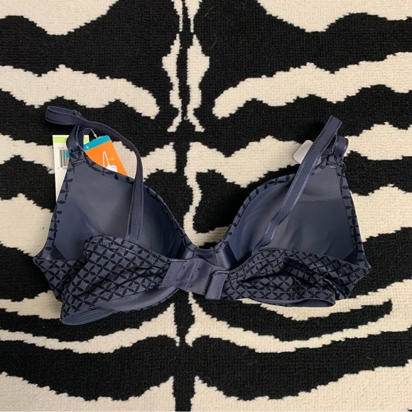 Warners This Is Not A Bra® Cushiones Underwire Lightly Lined T-shirt Bra - Picture 4 of 8